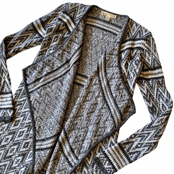 Aztec Print Knit Cardigan - Picture 3 of 3
